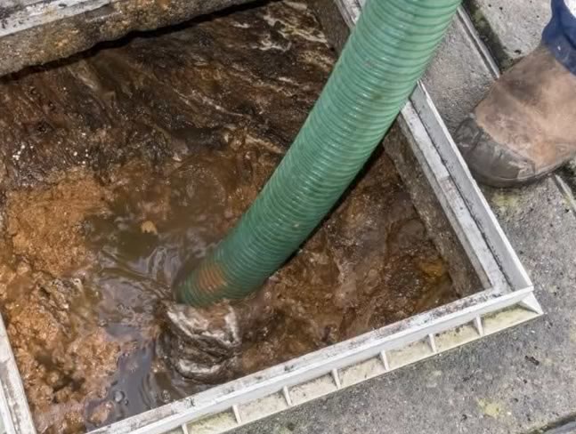 Spurgo pozzi neri Mestre Spurgo pozzi neri Mestre